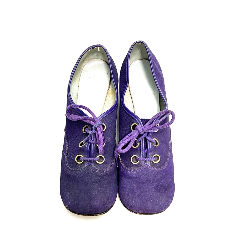 Vintage 1960s purple vegan suede mid lace up heeled oxfords - Picture 3 of 8